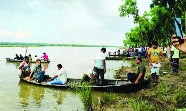 নওগাঁর পতœীতলায় নতুন ভ্রমণ কেন্দ্র ঘুকশির বিল