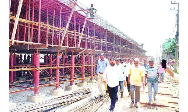 রাজশাহীতে ফ্লাইওভার ও কাঁচাবাজার নির্মাণ পরিদর্শন রাসিক প্রশাসকের