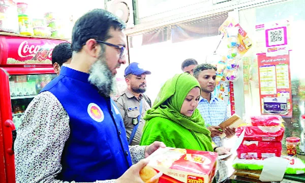রাজশাহীতে অস্বাস্থ্যকর লাচ্ছা সেমাই বিক্রি করায় শাহী ফুডকে জরিমানা
