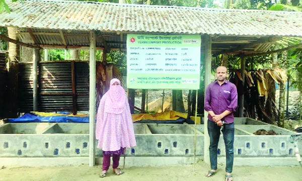 জৈব সারে বদলাচ্ছে গ্রামীণ নারীর জীবন
