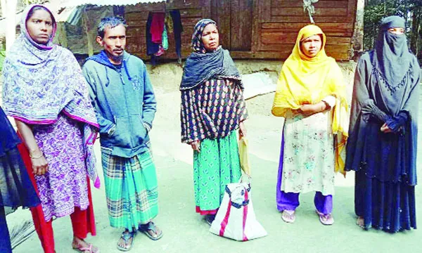 ইন্দুরকানীতে ভিক্ষুকের বসতবাড়ি দখল