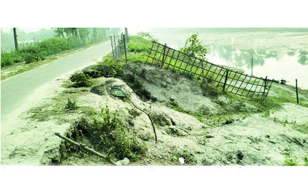 পাউবোর গড়িমসিতে সেচবঞ্চিত হওয়ার শঙ্কায় ৫০ হাজার কৃষক