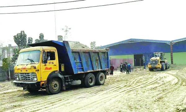 সোনারগাঁওয়ে বিএনপি নেতার নাম ভাঙিয়ে পরিবহনে চাঁদাবাজি