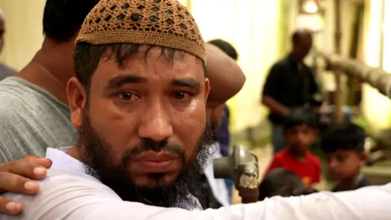 এক সাথেই খেলতো ৩ শিশু, এখন পাশাপাশি কবরে শুয়ে আছে