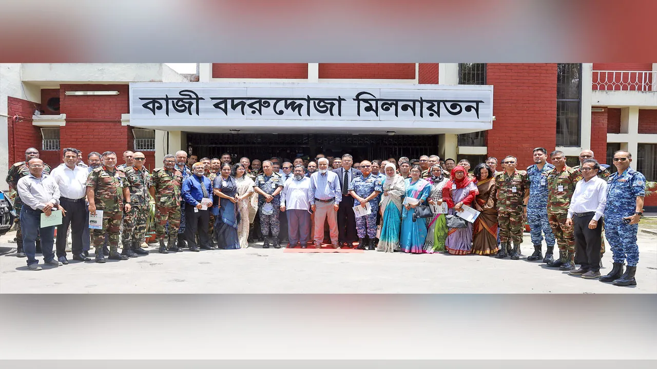 বারি ও ব্রি পরিদর্শন করলেন এনডিসি প্রতিনিধি দল, গবেষণা কার্যক্রমে সন্তোষ প্রকাশ
