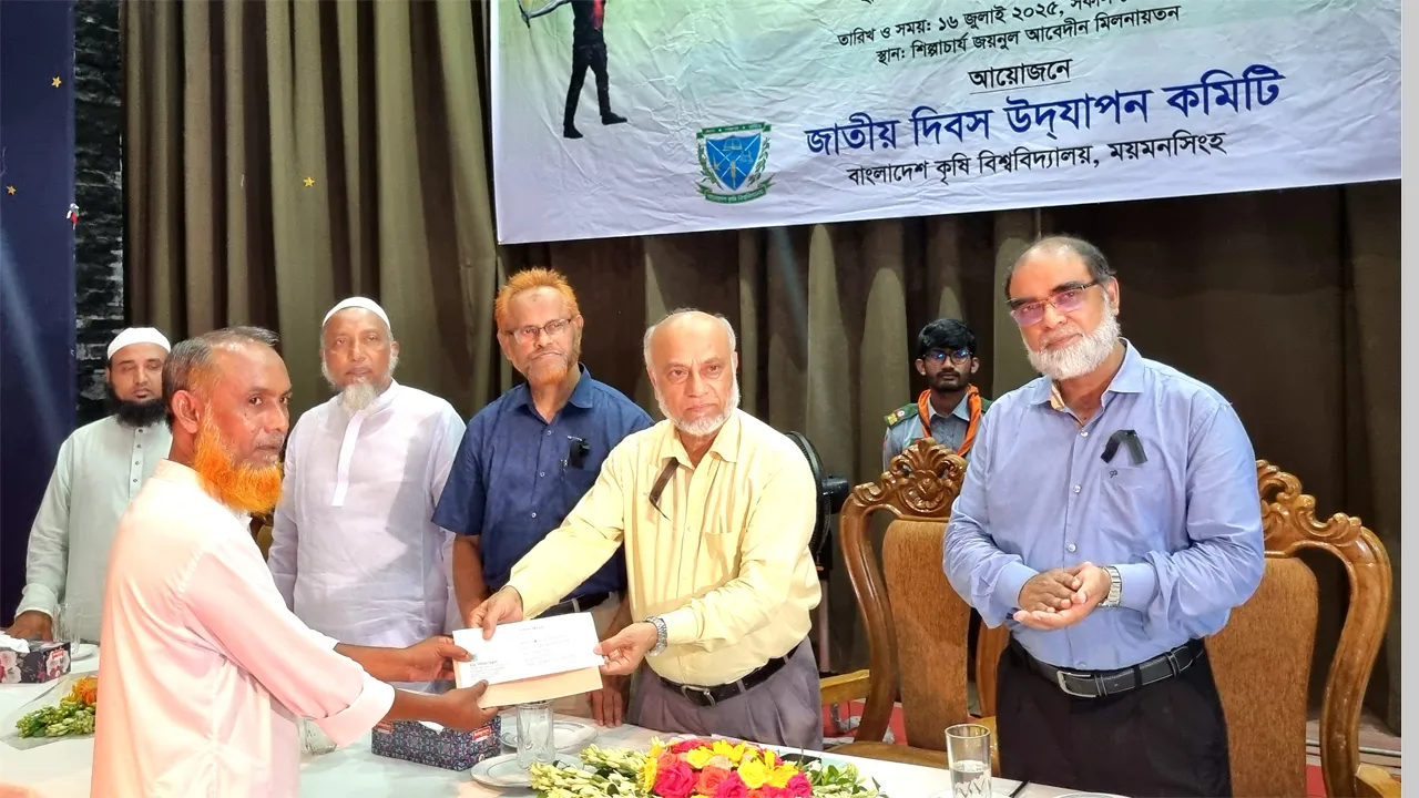 এ সরকার ছাড়া আমরা জুলাই ঘোষণাপত্র পাব না : শহীদের বাবা
