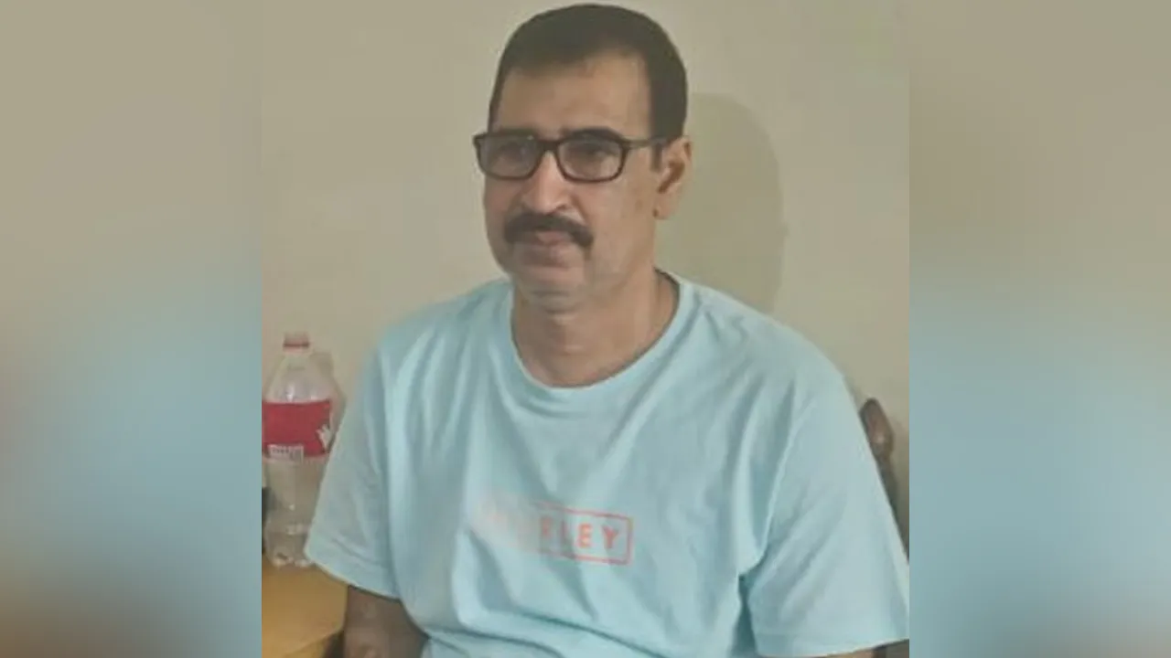 বেনাপোল ইমিগ্রেশনে গোপালগঞ্জ জেলা আ’লীগের সাধারণ সম্পাদক আটক