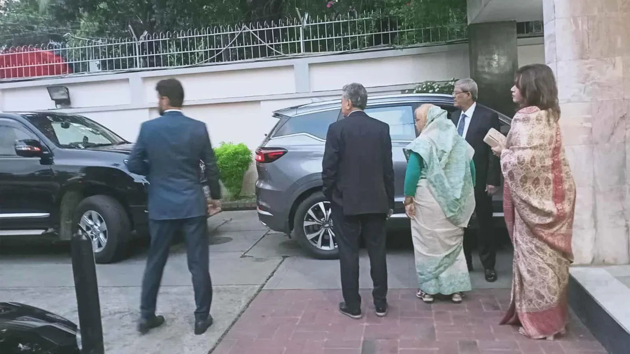 পাকিস্তানের উপ-প্রধানমন্ত্রীর সাথে বিএনপি নেতাদের বৈঠক, অংশ নেবেন নৈশভোজে
