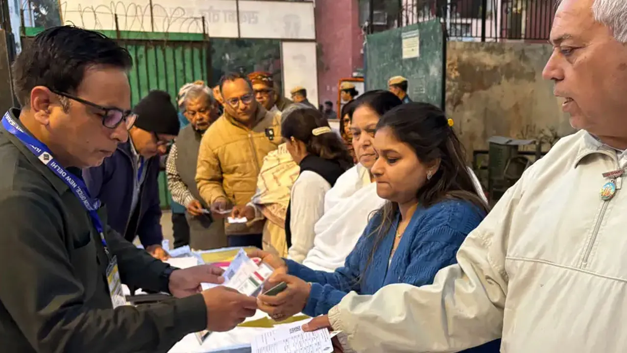 অনুপ্রবেশকারীদের নাম বাদ দিতে বিহারে তালিকা সংশোধন