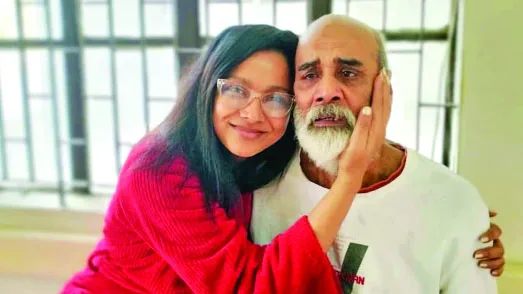 ‘আমার আব্বু চলে গেলেন...’