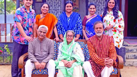 আট তারকার এক নাটক ‘একান্নবর্তী’