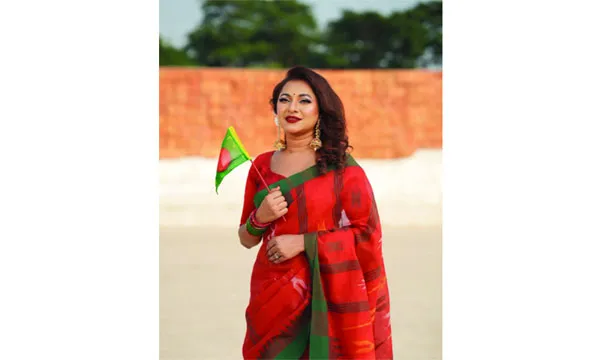 বছরের শেষপ্রান্তে অর্ধডজন শো’তে লিজা