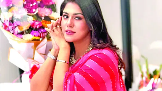 প্রথমবার কাতারে শো’তে যাচ্ছেন শান্তা জাহান
