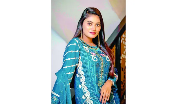 ঈদের নাটকে গাইলেন মিথিলা
