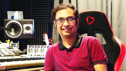 ‘টেফ কুইন্সল্যান্ড’র থিম সং নিয়ে রাজা বশির