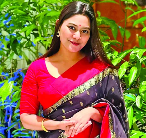 নতুন গান নিয়ে তানজিন মিথিলা