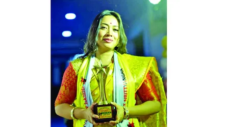 অভিনেত্রী শানুর নৃত্যে  সম্মাননা অর্জন