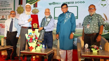 স্বাধীনতা পুরস্কারপ্রাপ্ত ৩ কৃষি বিজ্ঞানীকে সংবর্ধনা