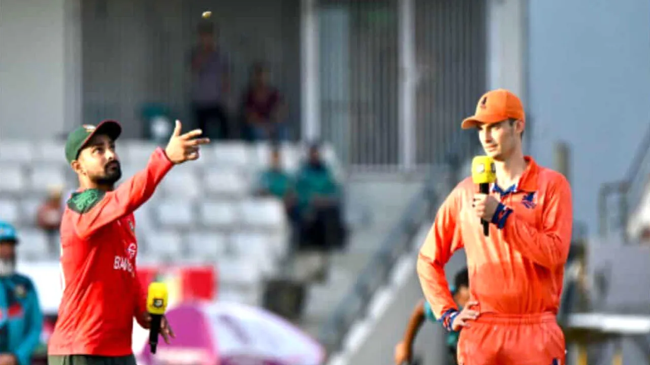 নেদারল্যান্ডসের বিপক্ষে ফিল্ডিংয়ে বাংলাদেশ