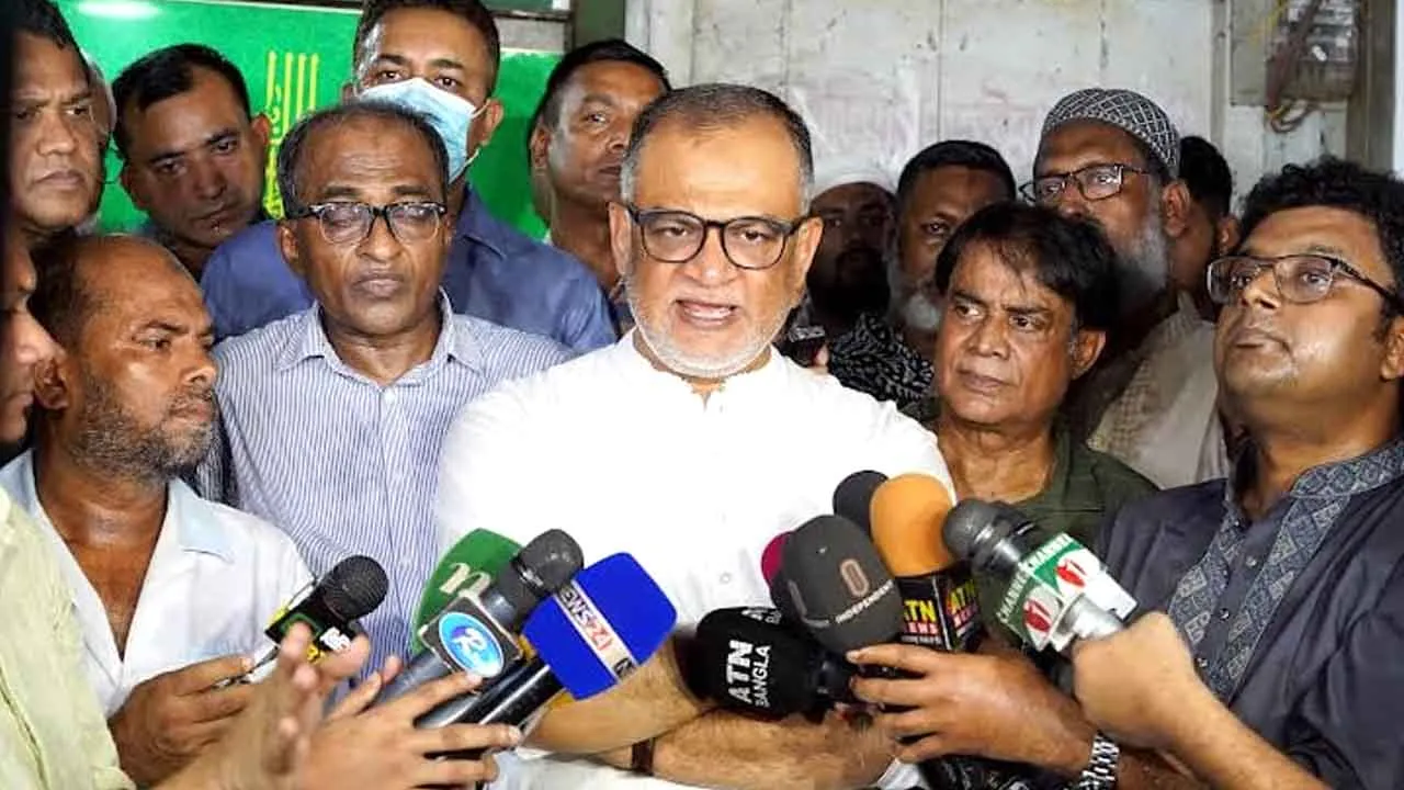 সরকারের বেঁধে দেয়া দামেই বিক্রি হচ্ছে চামড়া