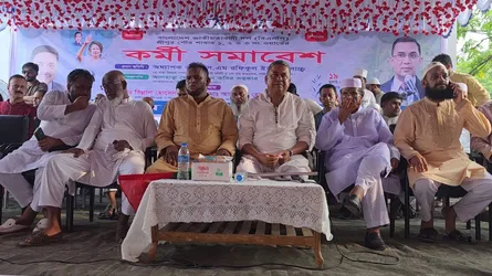 ১৭ বছর পর শ্রীপুর রেলওয়ে চত্বরের মুক্তমঞ্চে সমাবেশ করল পৌর বিএনপি