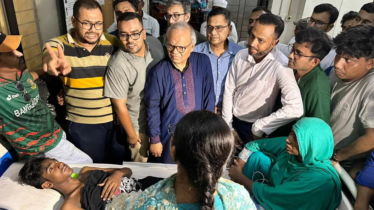 বিষপান করা চোখ হারানো চার যুবকের পাশে তারেক রহমান