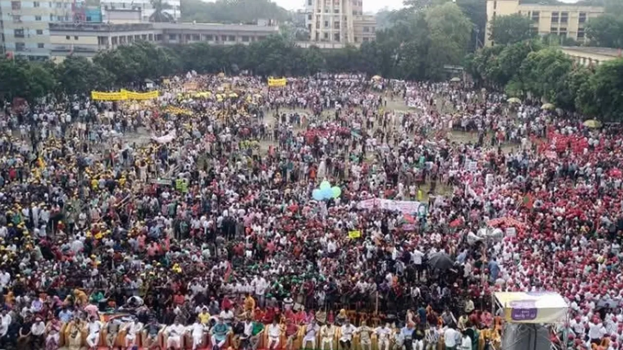 ডিসেম্বরের মধ্যে নির্বাচন দিতে হবে : নজরুল ইসলাম খান