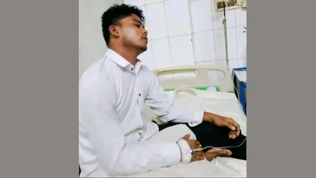 এইচএসসি পরীক্ষা কেন্দ্রে বিষাক্ত সাপের কামড়ে আহত শিক্ষার্থী