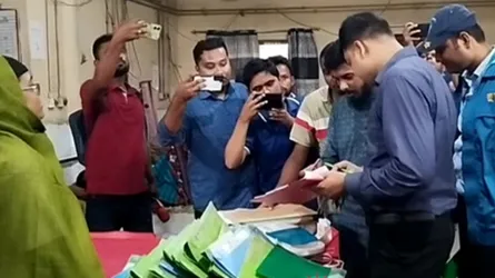 রাজবাড়ী হাসপাতালে দুদকের অভিযান, চিকিৎসা ও রোগীর খাবা‌রে অনিয়ম