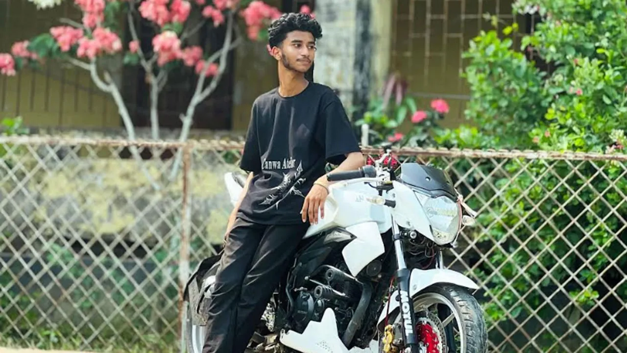 ফরিদগঞ্জে মোটরসাইকেল দুর্ঘটনায় প্রাণ গেল কিশোরের