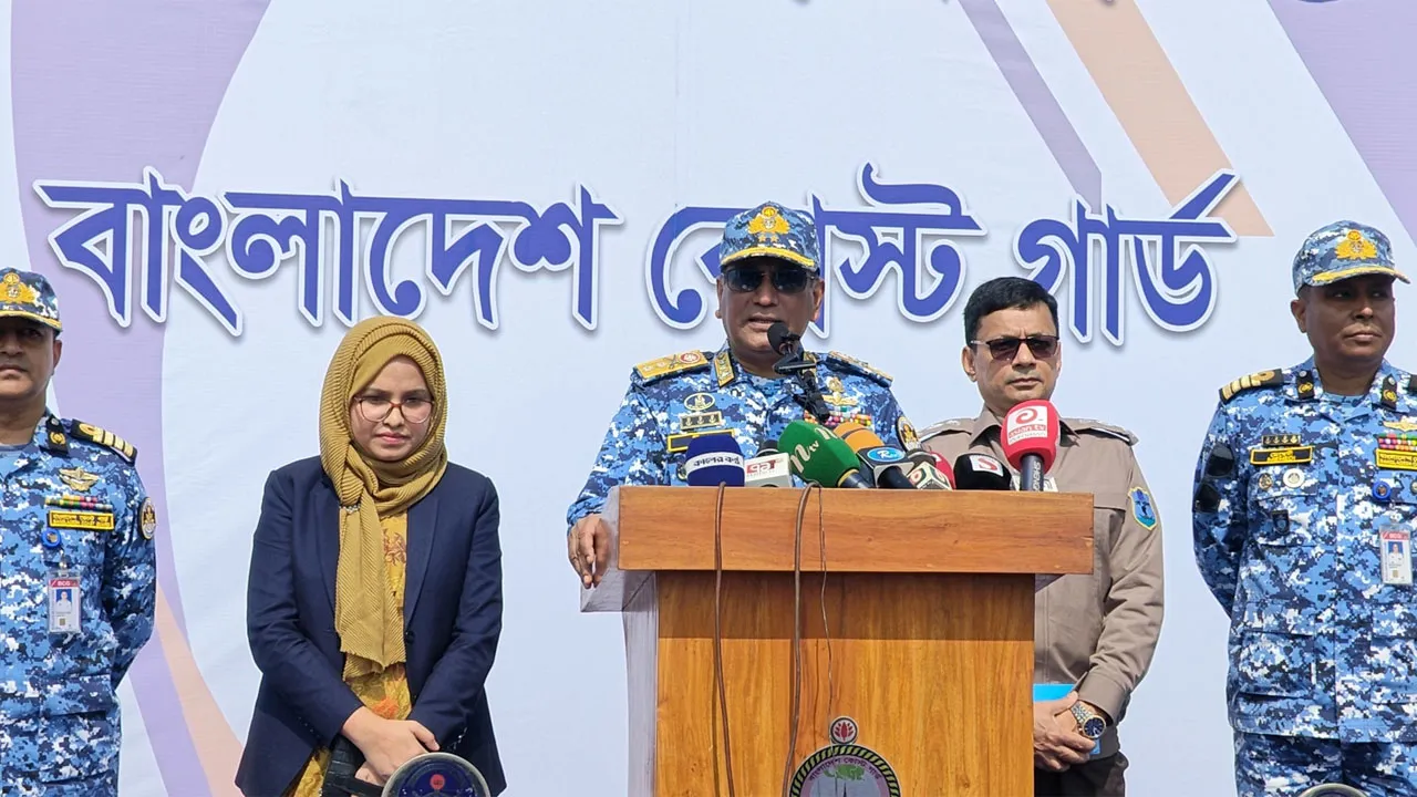 নির্বাচনে নাশকতা রোধে উপকূলীয় এলাকায় কোস্ট গার্ড প্রস্তুত : কোস্ট গার্ডের মহাপরিচালক