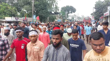 গণহত্যার বিচার ও জুলাই সনদের দাবিতে পঞ্চগড়ে ছাত্রশিবিরের বিক্ষোভ-সমাবেশ