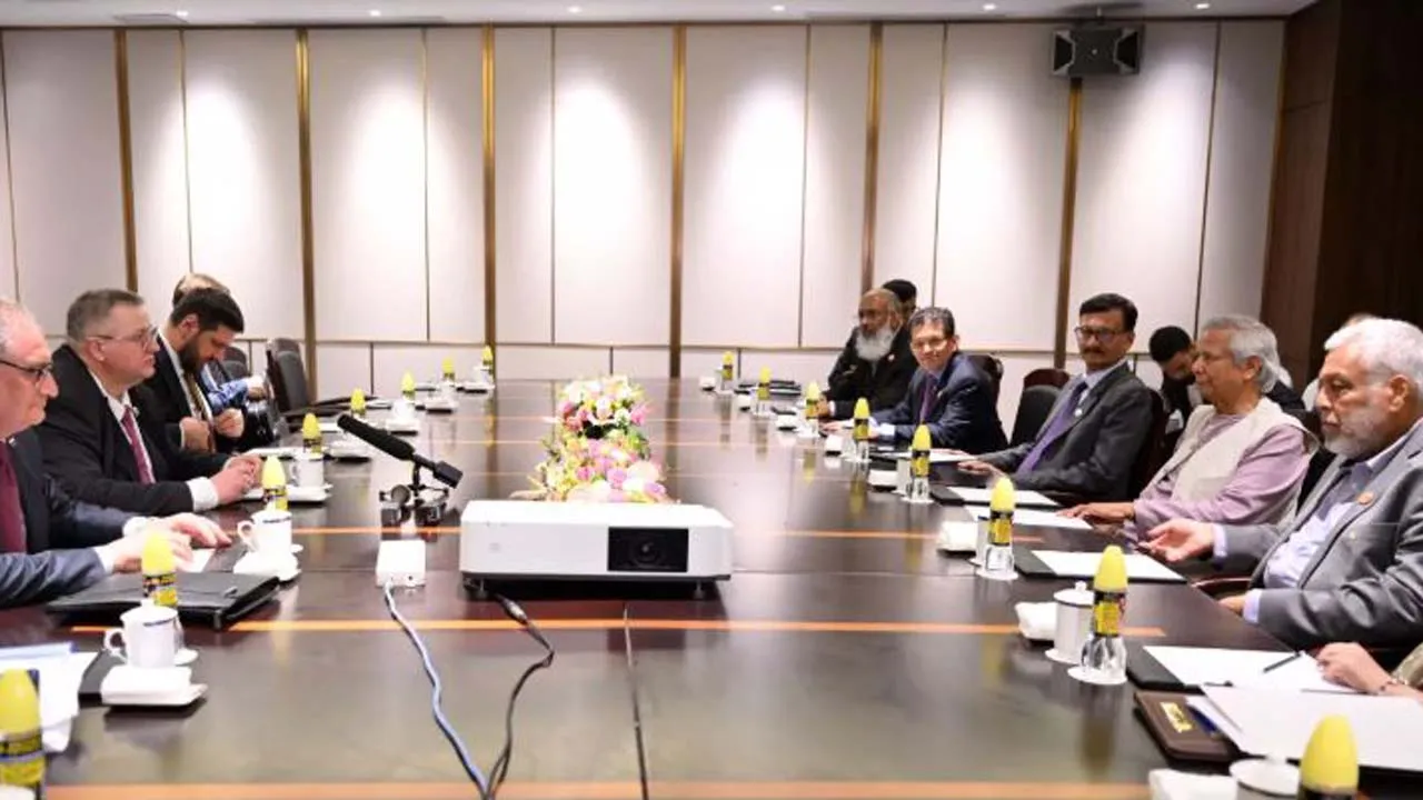 জ্বালানিতে মস্কোর সহযোগিতা চায় ঢাকা, গম ও সার আমদানি করবে বাংলাদেশ