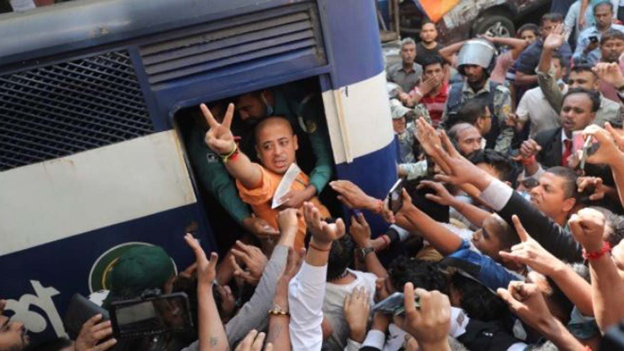 চিন্ময় দাস