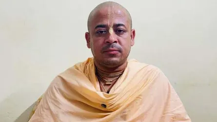 বিস্ফোরক মামলায় চিন্ময়কে জেলগেটে জিজ্ঞাসাবাদের অনুমতি