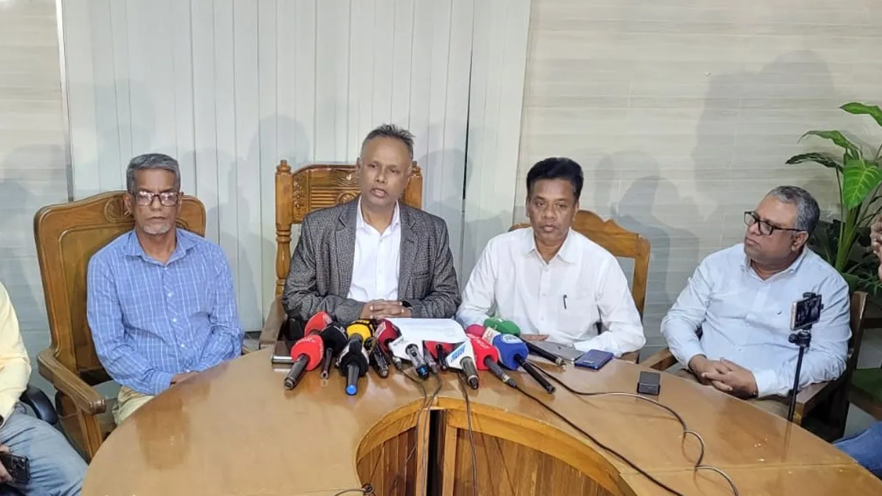 পরীক্ষার্থীদের দুর্ভোগের জন্য দুঃখ প্রকাশ কুমিল্লা শিক্ষা বোর্ডের