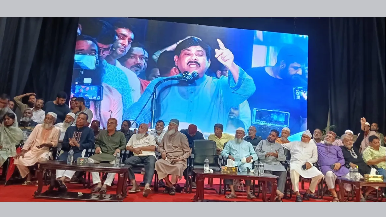 জুলাই গণহত্যার বিচার না হলে জনগণ আপনাদের ছাড়বে না : সাবেক মেয়র সাক্কু
