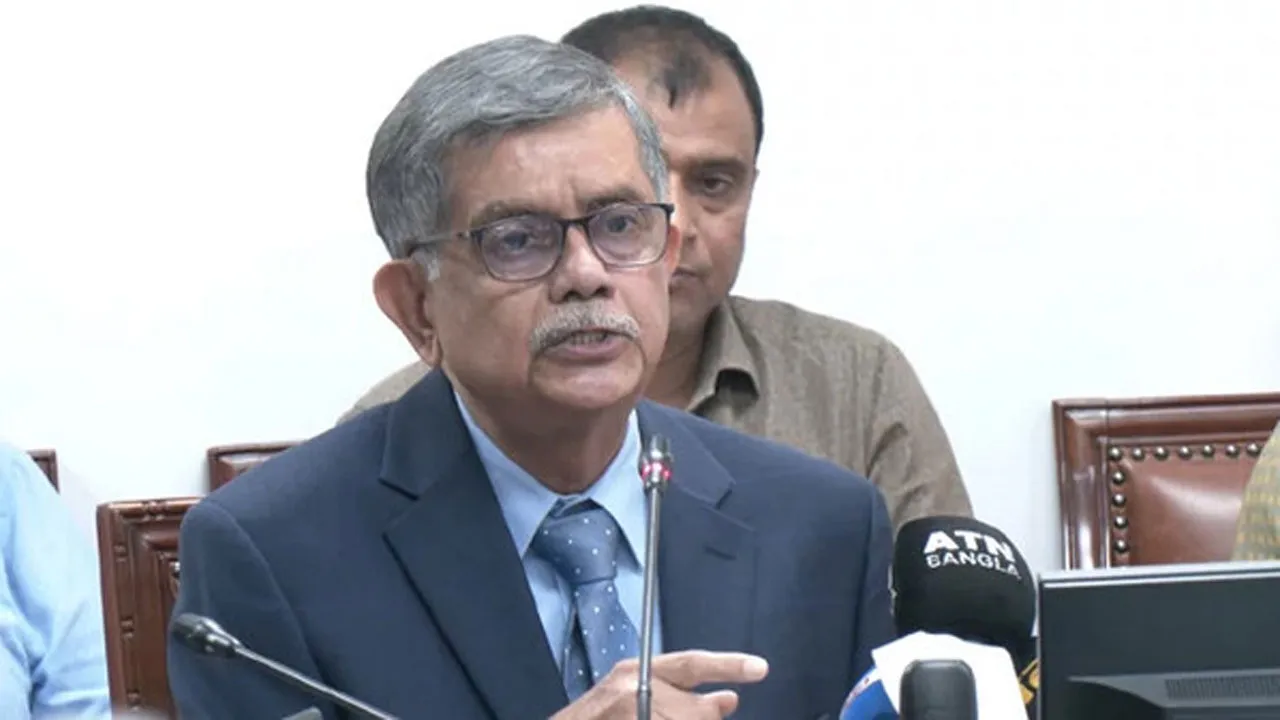 প্রশ্নপত্র ফাঁসের পুনরাবৃত্তি ঠেকাতে কঠোর অবস্থানে সরকার : শিক্ষা উপদেষ্টা