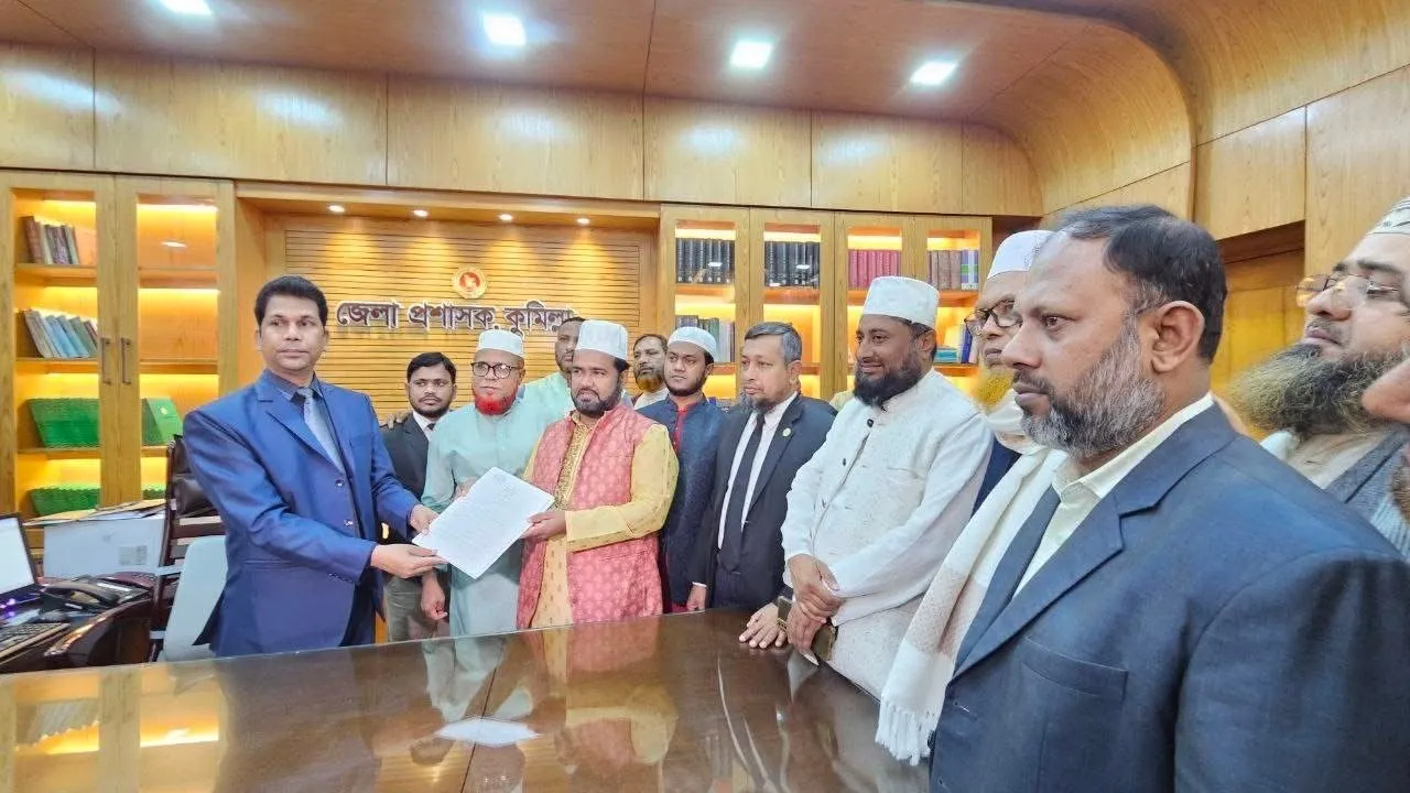 কুমিল্লা-১০ আসনে জামায়াত প্রার্থীর মনোনয়নপত্র সংগ্রহ