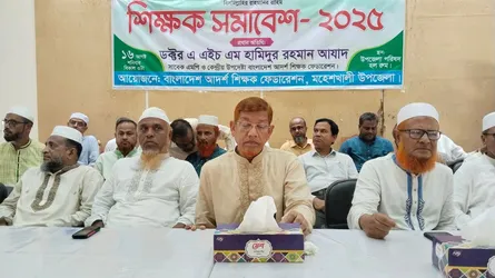 শিক্ষকদের ন্যায়সঙ্গত অধিকার নিশ্চিত করা হবে : ড. হামিদুর রহমান আযাদ