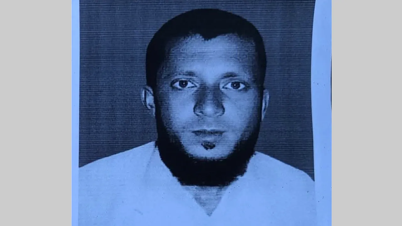 দেবিদ্বারে নিখোঁজের ৩৫ দিন পর সেফটি ট্যাঙ্কি থেকে গলিত লাশ উদ্ধার, আটক ৫