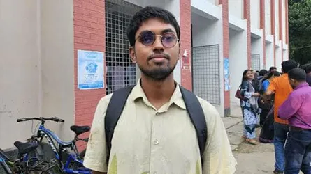 রাকসুতে শিবিরের প্যানেল থেকে জয়ী হলেন গণঅভ্যুত্থানে চোখ হারানো দ্বীপ