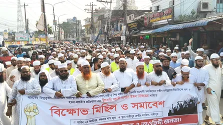 মাথায় টিউমার অপারেশনের জায়গায় আঘাত করে ওরা : অপহৃত ইমাম মহিবুল্লাহ