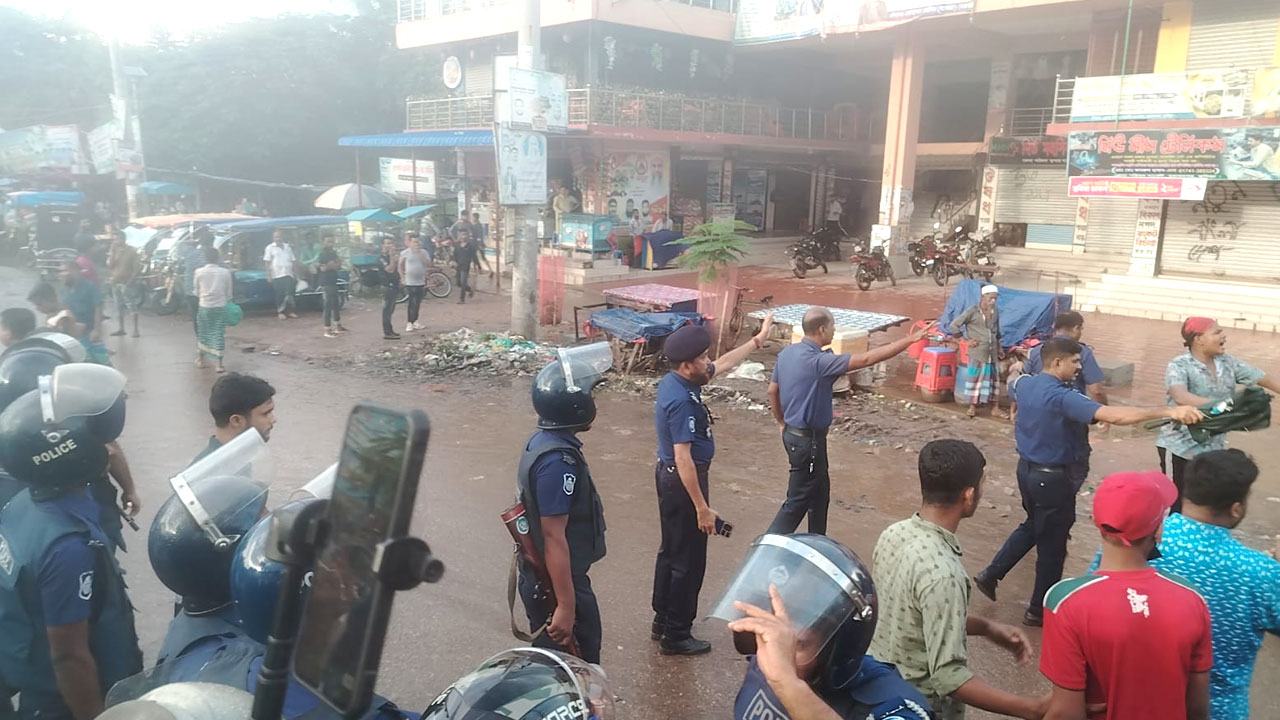 ধাওয়া-পাল্টা-ধাওয়া