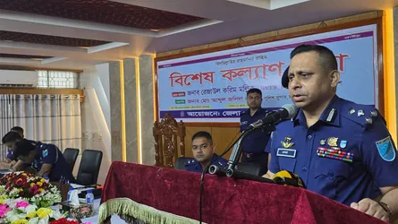 পুলিশ সদস্যরা দুর্নীতিতে জড়ালে আইনি ব্যবস্থা নেয়া হবে : ডিআইজি রেজাউল করিম