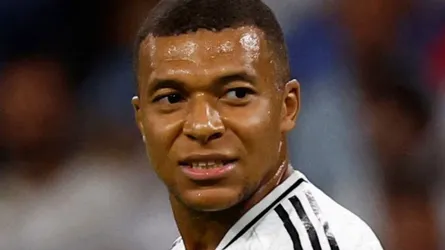 এল ক্লাসিকোতে এমবাপ্পের খেলা নিয়ে শঙ্কা