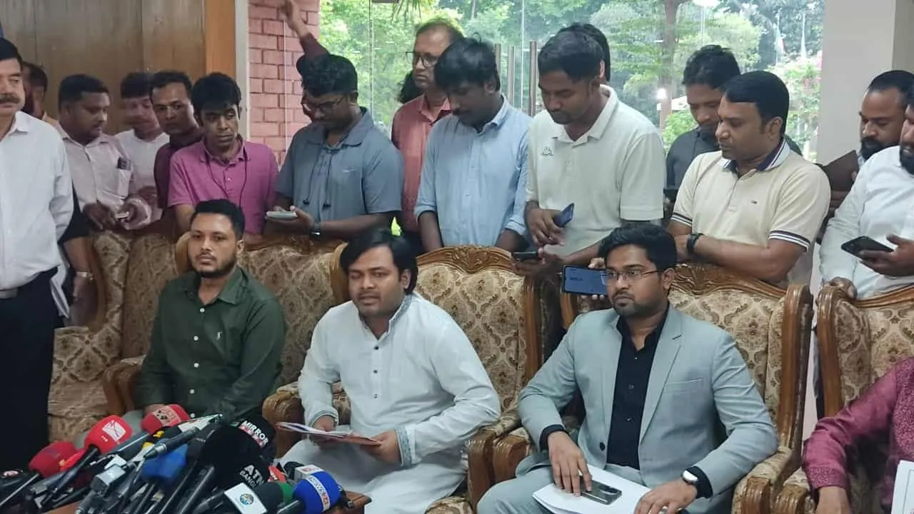 ঐকমত্য কমিশনে ক্ষমতা হস্তান্তরের সুস্পষ্ট রূপরেখা দিয়েছে এনসিপি