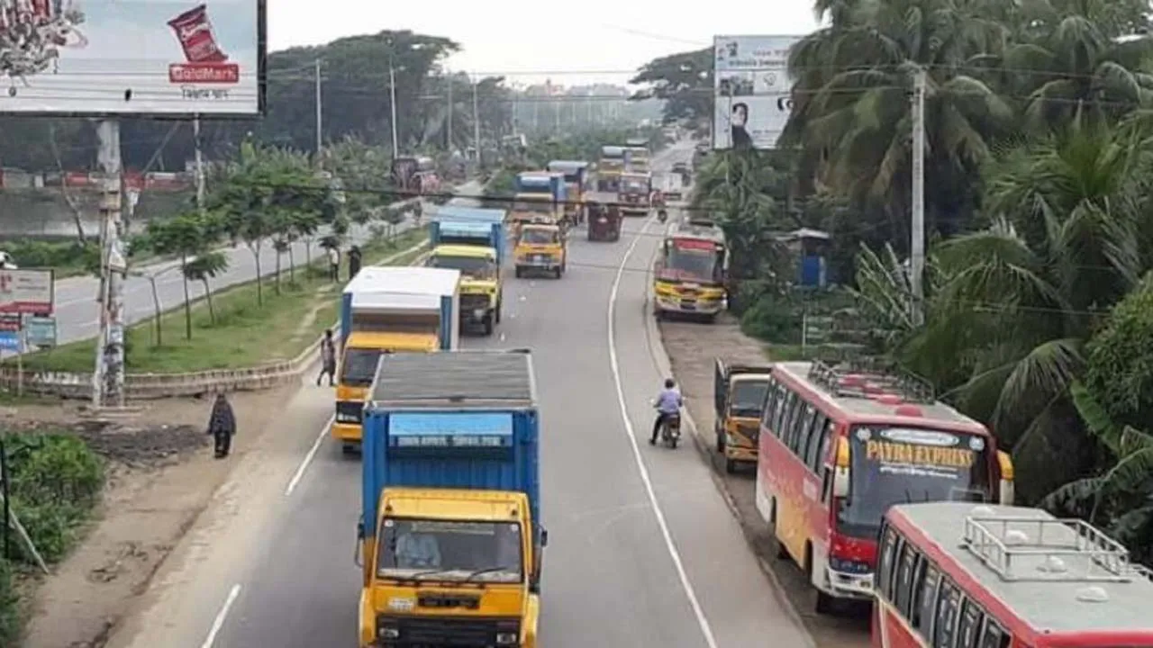 যানবাহনের অতিরিক্ত গতির কারণে ২৭ হাজার টাকা জরিমানা
