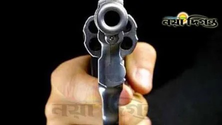 খুলনায় দুর্বৃত্তের গুলিতে যুবক আহত