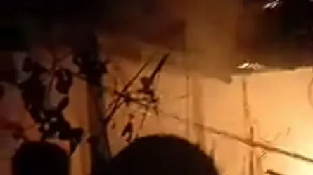 নলডাঙ্গায় অগ্নিকাণ্ডে ৩ বাড়ি পুড়ে ছাই